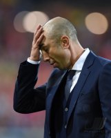 Fussball 1. Bundesliga Saison 14/15: Trainer Roberto Di Matteo (FC Schalke 04)