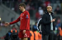 Fussball CHL 15/16 Gruppenphase: Olympiakos Piraeus  - FC Bayern Muenchen