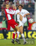 Fussball 2. Bundesliga: Koeln - Reutlingen, Zweikampf