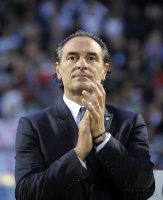 Fussball International EM 2012-Qualifikation:  Trainer Cesare PRANDELLI (Italien)