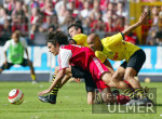 Fussball 1. Bundesliga: Dortmund - Bayern, Zweikampf
