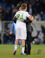 Fussball  1. Bundesliga  13/14: Manager Thomas Eichin (SV Werder Bremen) und Nils Petersen (SV Werder Bremen)