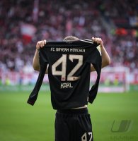 Fussball 1. Bundesliga  Saison  2025/2026  28. Spieltag SC Freiburg - FC Bayern Muenchen