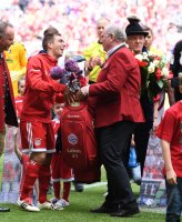 Fussball 1. Bundesliga Saison 16/17: FC Bayern Muenchen - SC Freiburg