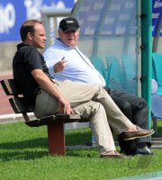 Fussball 1. Bundesliga Saison   2011/2012 : Praesident Uli Hoeness , Sportdirektor Christian Nerlinger (v. li., FC Bayern Muenchen)
