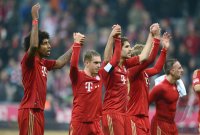 Fussball 1. Bundesliga, Saison 2012/2013: JUBEL mit Dante, Philipp Lahm, Javi , Javier Martinez , Franck Ribery (v. li., FC Bayern Muenchen)