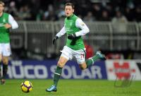 FUSSBALL, 1. BUNDESLIGA, 14. Spieltag: Bremen, OEZIL Einzelaktion