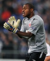 Fussball: Champions League, Saison 2010/2011: Tel Aviv, ENYEAMA