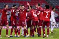 Fussball 1. Bundesliga Saison 21/22: FC Bayern Muenchen - 1. FSV Mainz 05
