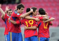 Fussball U21-Europameisterschaft 2011: JUBEL Javi Martinez , Thiago Alcantara , Martin Montoya (v.li., Spanien)