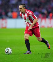 Fussball: DFB Pokal Finale: FC Bayern Muenchen, RIBERY am Ball