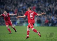 FUSSBALL  JUBEL ROBBEN  (FC Bayern Muenchen )