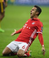 Fussball CHL 16/17 Achtelfinale: FC Bayern Muenchen - Arsenal London