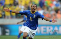 FUSSBALL WM 2010, VIERTELFINALE: Holland - Brasilien