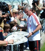 Fussball 1. Bundesliga: Trainer Jupp Heynckes  (FC Bayern Muenchen)
