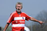 Fussball: Paul Breitner (FCB)
