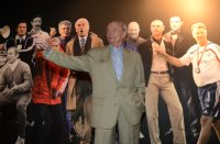 Fussball 1. Bundesliga: Die Erlebniswelt des FC Bayern Muenchen in der Allianz Arena