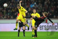 Fussball: 1. Bundesliga Saison 2010/2011: Leverkusen - Dortmund