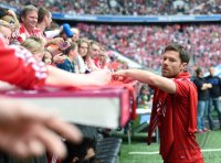 Fussball 1. Bundesliga Saison 14/15: Xabi Alonso (FC Bayern Muenchen)