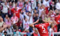 Fussball 1. Bundesliga : JUBEL Daniel van Buyten (FCB)