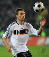 Fussball WM-Qualifikation: Deutschland, PODOLSKI Einzelaktion