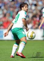 Fussball Bundesliga Testspiel: Emden - Bremen, DIEGO am Ball