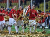 Fussball CHL  FINALE 2008 RONALDO (ManU) mit CHL Pokal