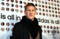 Fussball Saison 2010/2011: Bastian Schweinsteiger (FC Bayern Muenchen)