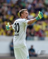 Fussball DFB Pokal 1. Runde 14/15: Torwart Mark Redl (Kickers)