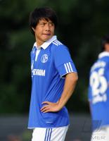 FUSSBALL, 1. BUNDESLIGA, SAISON 2010/2010: Schalke: JUNMIN