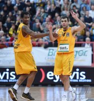 Basketball 1. Bundesliga 15/16 Hauptrunde: Walter Tigers Tuebingen - Telekom Baskets Bonn