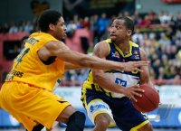 Basketball 1. Bundesliga 14/15 Hauptrunde: Walter Tigers Tuebingen - Phoenix Hagen