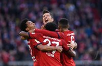 Fussball 1. Bundesliga Saison 18/19: FC Bayern Muenchen - Borussia Dortmund