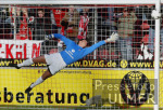 FUSSBALL 1. Bundesliga  1. FC Kaiserslautern Torwart Tim Wiese