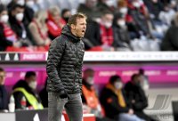 Fussball 1. Bundesliga Saison 21/22: FC Bayern Muenchen - SpVgg Greuther Fuerth