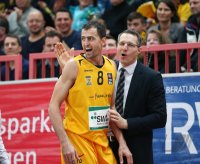 Basketball 1. Bundesliga 15/16 Hauptrunde: Walter Tigers Tuebingen - Telekom Baskets Bonn