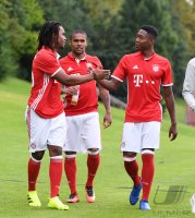 Fussball 1. Bundesliga 2016/2017: Fototermin beim FC Bayern Muenchen