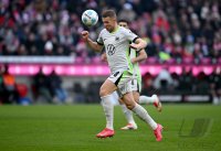 Fussball 1. Bundesliga 24/25: FC Bayern Muenchen - VfL Wolfsburg