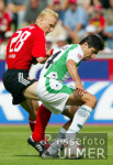 FUSSBALL 1. Bundesliga  Leverkusen - Hannover, Zweikampf