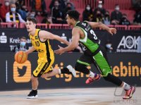 Basketball 2. Bundesliga 2021/2022: Tigers Tuebingen - ROEMERSTROM Gladiators Trier