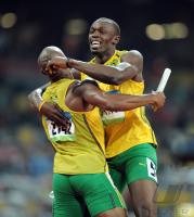 LEICHTATHLETIK  Olympia 2008 100 M Staffel Maenner Finale