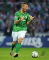 Fussball 1. Bundesliga, Saison 2011/2012: Werder Bremen, ARNAUTOVIC am Ball