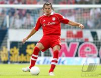 Fussball 1. Bundesliga: Bayern, VAN BUYTEN Einzelaktion