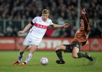 Fussball: 1. Bundesliga Saison 2010/2011: St. Pauli - Stuttgart