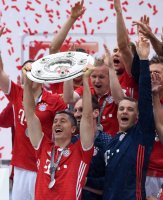 Fussball 1. Bundesliga Saison 15/16: Der FC Bayern feiert seine 26. Deutsche Meisterschaft