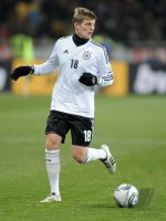 FUSSBALL INTERNATIONALES TESTSPIEL:  Ukraine - Deutschland, KROOS am Ball