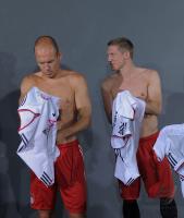 Fussball 1. Bundesliga 2010/2011: FOTOTERMIN  FC Bayern Muenchen; Robben  und  Schweinsteiger
