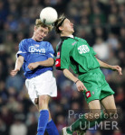 Fussball 1. Bundesliga: Bochum - Gladbach, Zweikampf