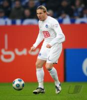 FUSSBALL 1. BUNDESLIGA: Berlin, VORONIN Einzelaktion