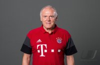 Fussball 1. Bundesliga 2016/2017: Fototermin beim FC Bayern Muenchen